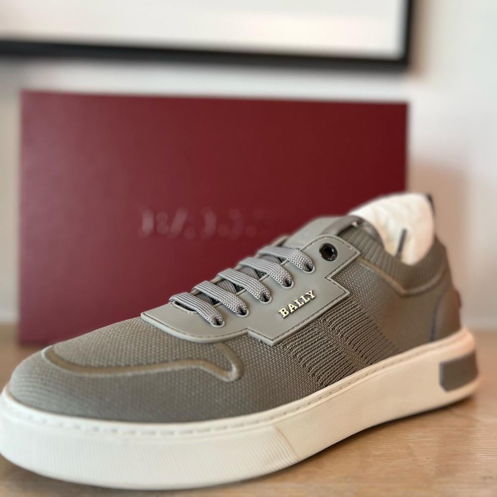 Brand new Bally sneakers for men color grey, sizes available: 8,9,10